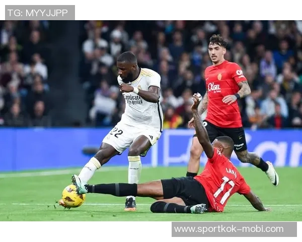 皇马后腰与中卫潜在引援目标分析格伊沃顿内维斯成热门人选